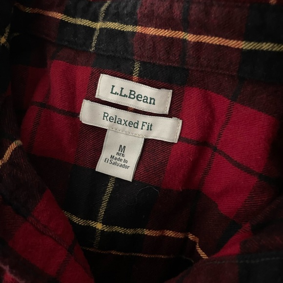 LL Bean Womens Red Plaid Relaxed Fit Flannel, Medium - Picture 3 of 3